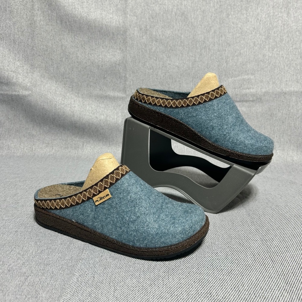 Flexus Clogs Womens 7 Blue Felt Slip On Comfort Scuff Slippers